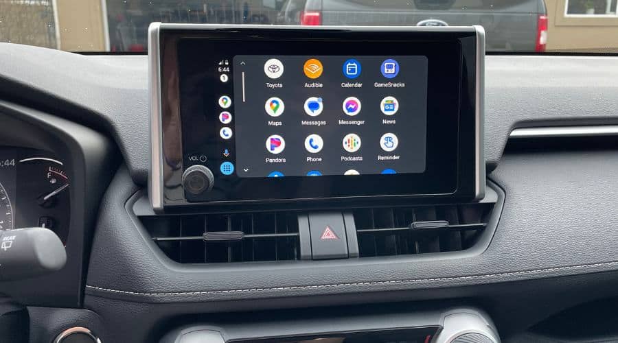 apps on android auto wirelessly connected to RAV4