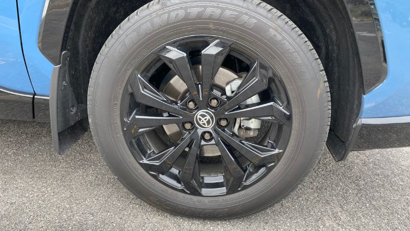Toyota RAV4 maintenance and tires